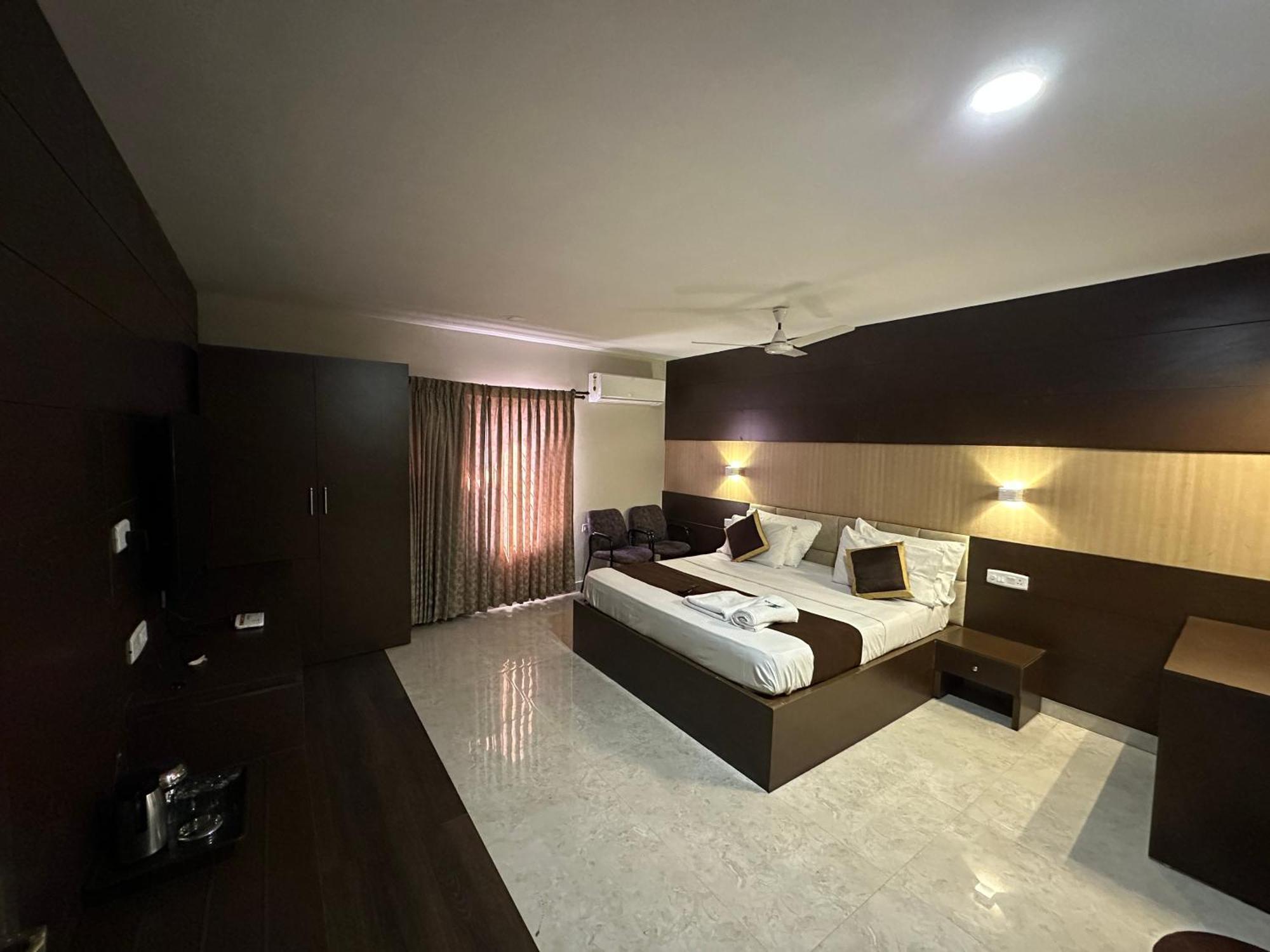 Hotel Aiba Regency Coimbatore Luaran gambar